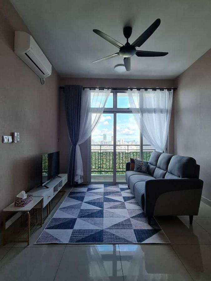 E Life Sks Habitat With Wifi Netflix Apartment Johor Bahru Luaran gambar